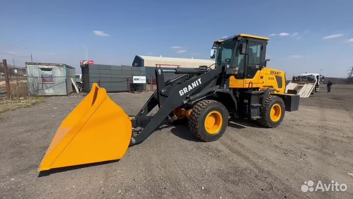 Фронтальный погрузчик Granit 930, 2023