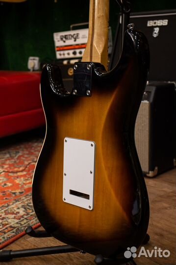 Электрогитара Fender Stratocaster Standard, 2004