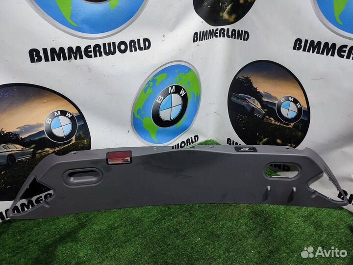 Накладка двери (крышки) багажника BMW 7