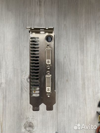Видеокарта Asus geforce en7950 gx2