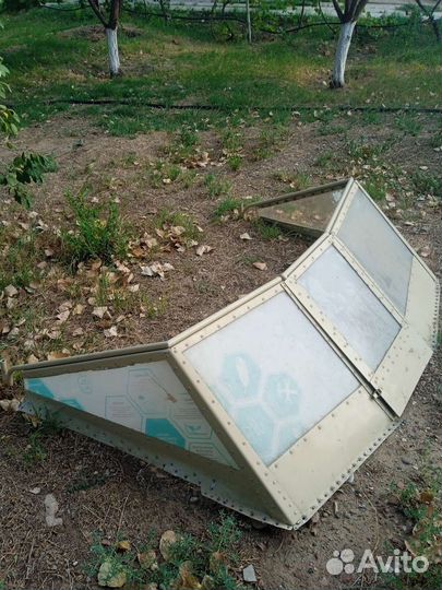 Лобовое стекло на катер типа Амур, Крым 3,П4