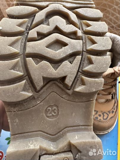 Ботинки демисезонные для девочки 23