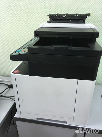 Мфу лазерный цветной kyocera m5521cdn