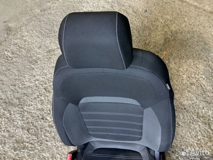 Сиденье переднее левое Renault Arkana пробег 46
