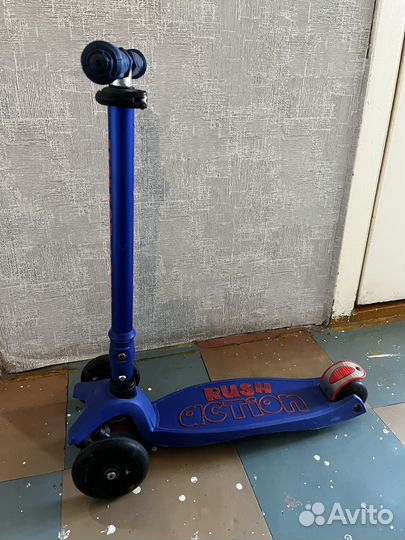 Самокат детский трехколесный
