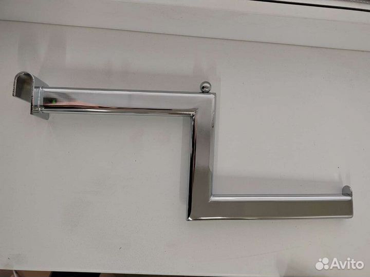 Кронштейн на овальную трубу ступенчатый