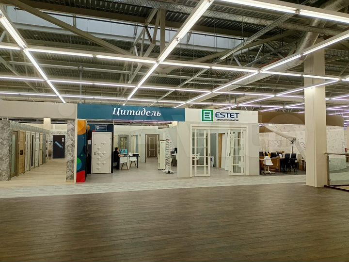 Секция под двери в ТЦ Аксон 80 м²