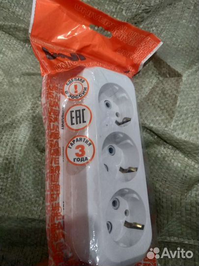 Колодка для удлиннителя. Розетки и выключатели