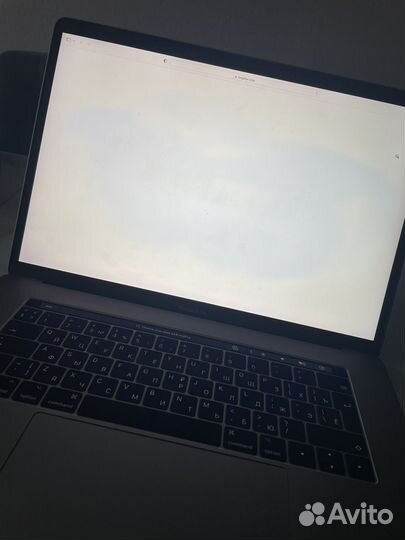 Apple macbook pro 15 2017