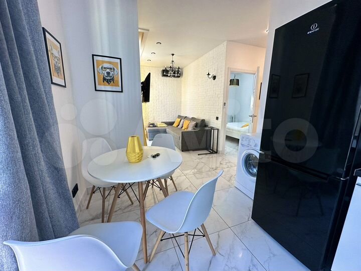 2-к. квартира, 42 м², 3/3 эт.