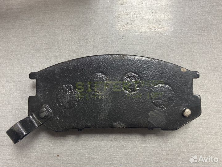 Передние тормозные колодки toyota previa 1990-1999