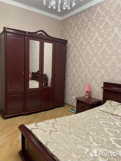 Спальный гарнитур