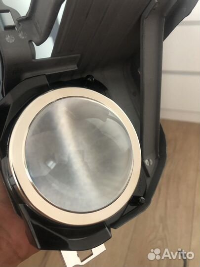 Линзы в фары Toyota Rav 4