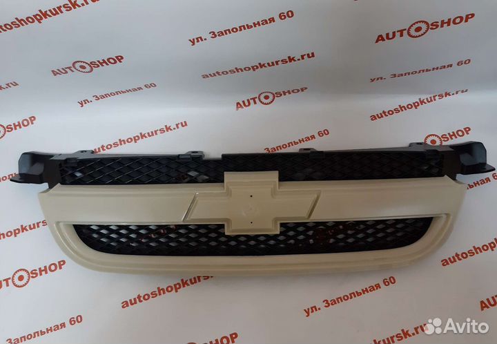 Решетка радиатора Шевроле Авео Т250 Aveo T250