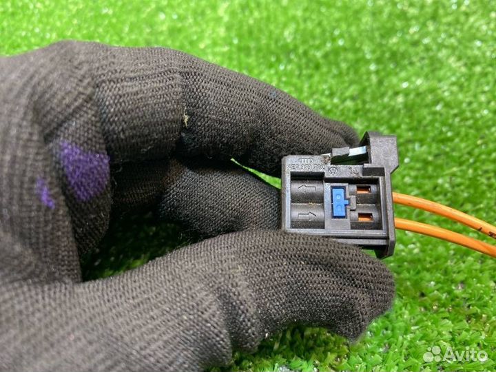 Разъем Audi A4 B8