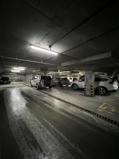 Машиноместо, 15 м²