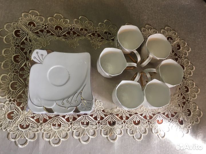 Чайный сервиз на 6 персон