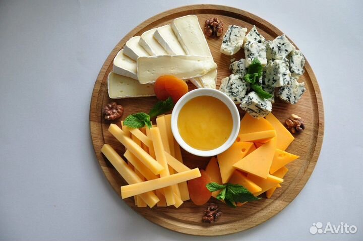 Доска круглая разделочная для пиццы