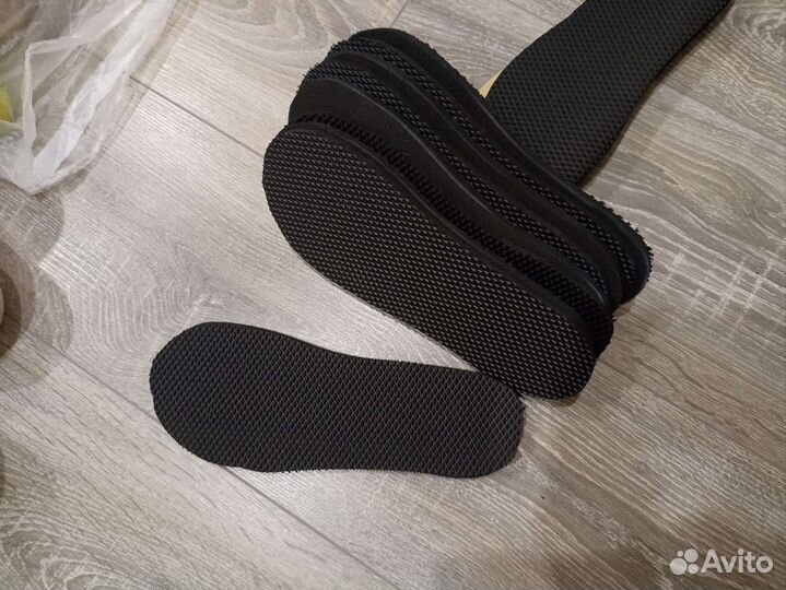 Стельки из микропористой резины для тапочек