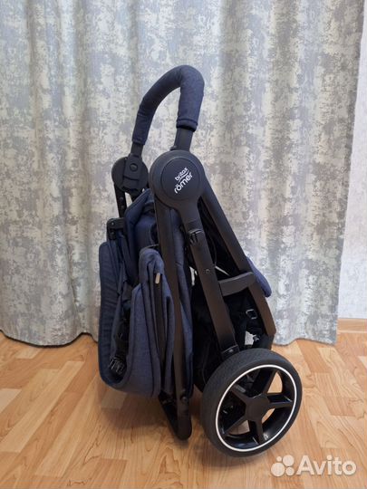 Прогулочная коляска britax romer