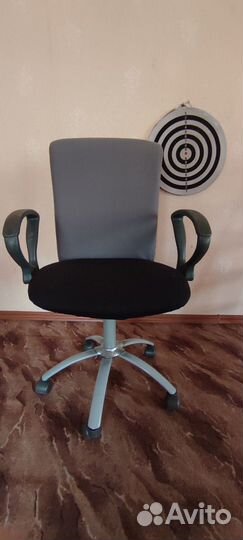 Компьютерное кресло