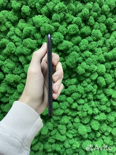 iPhone Xr, 128 ГБ