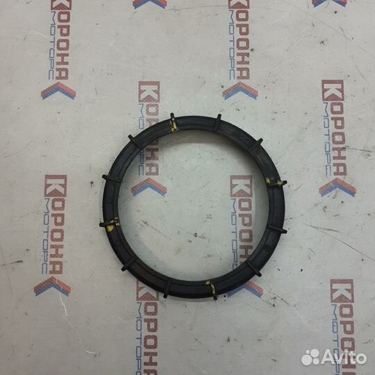 Крышка топливного насоса на баке ssangyong actyon