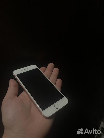iPhone 6S, 64 ГБ