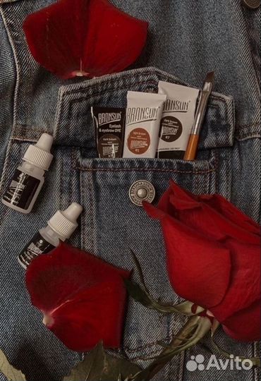 Коррекция и окрашивание бровей