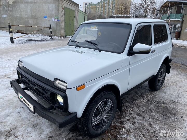 LADA 4x4 (Нива) 1.7 МТ, 2010, 151 000 км