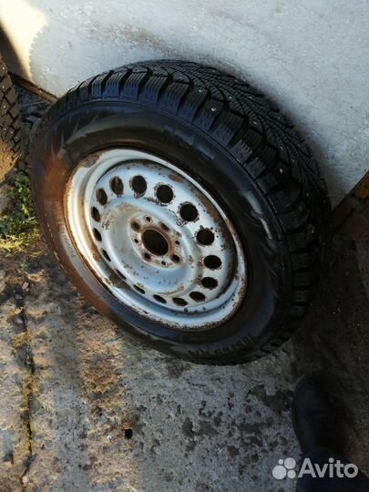 Зимняя шипованная резина Formula R14 на дисках 4шт