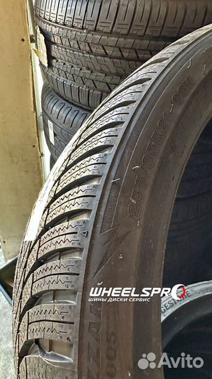 Bridgestone Blizzak LM005 DriveGuard 255/35 R21 и 275/35 R21