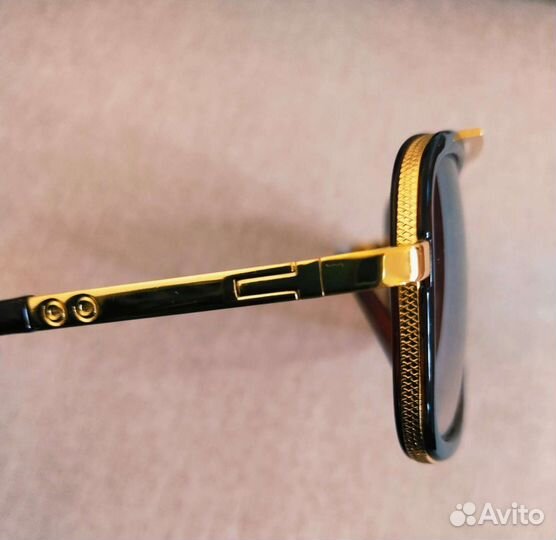 Солнцезащитные очки женские