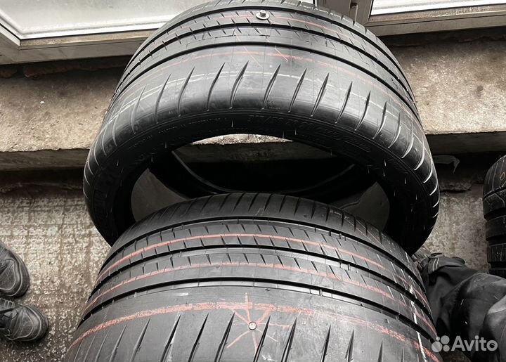 Michelin Pilot Sport Cup 2 315/30 R20
