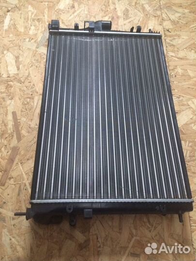 Радиатор 5837613p