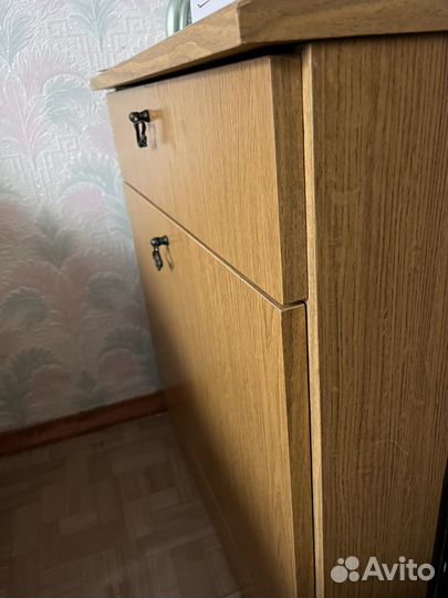 Тумба прикроватная