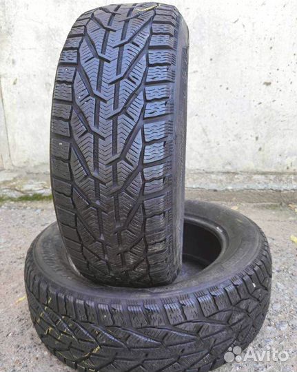 Taurus SUV Winter 225/60 R17 103V