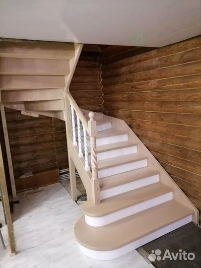 Лестница из дерева