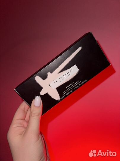 Fenty beauty тени Bomb Posse