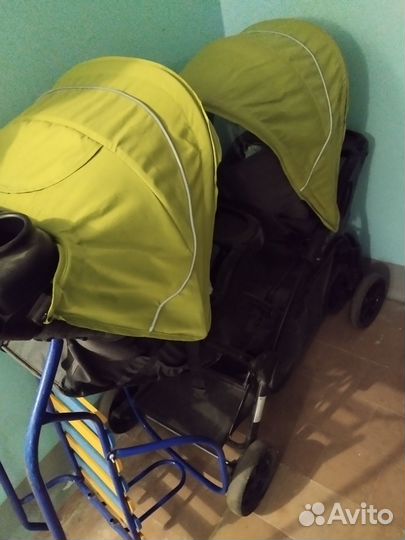 Прогулочная коляска для двойни бу