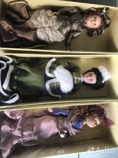 Коллекция фарфоровых кукол