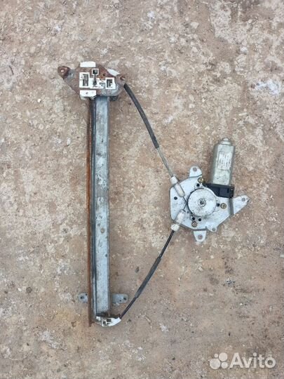 Nissan almera n15 стеклоподъёмник передний правый