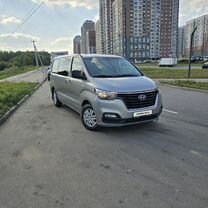 Hyundai Grand Starex 2.5 AT, 2018, 65 000 км, с пробегом, цена 2 810 000 руб.