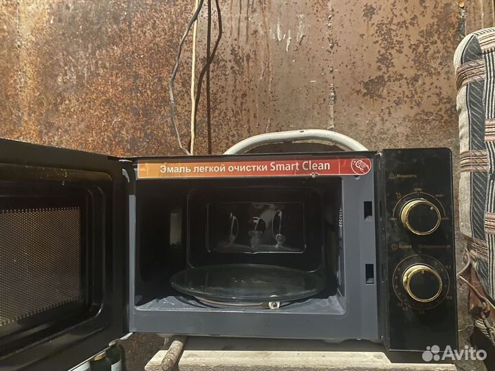 Микроволновая печь