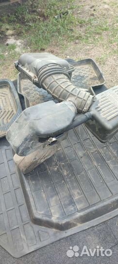 Додж Стратус корпус воздушного фильтра