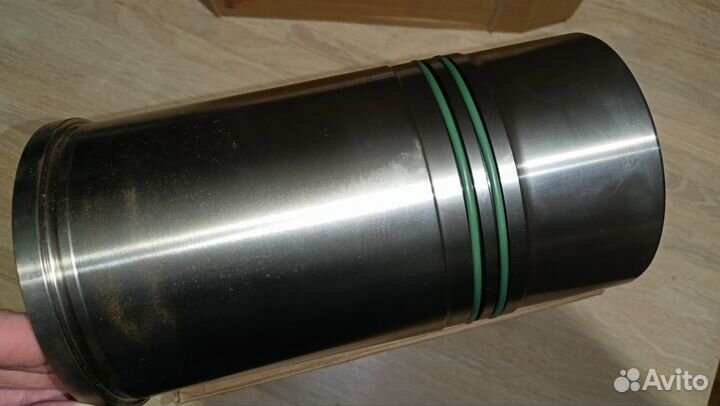 Гильза Deutz BFM1013 / TCD2013 04253772