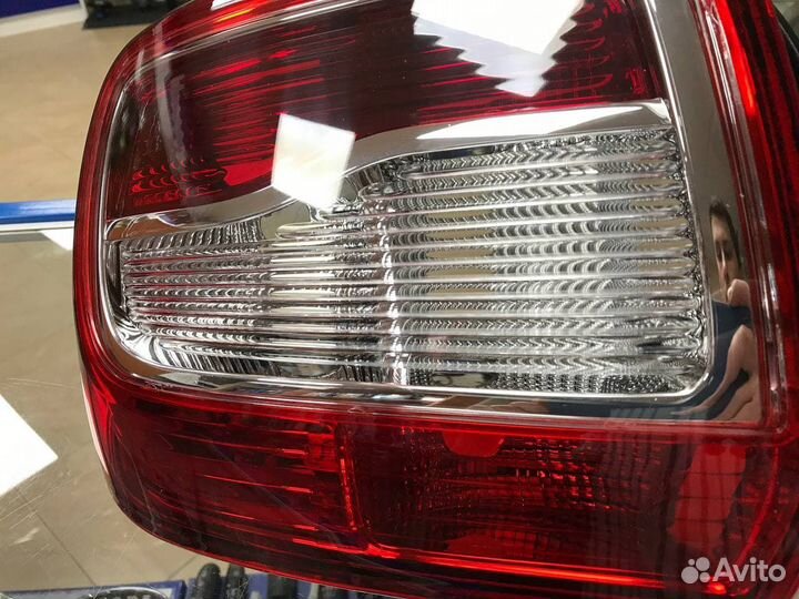 Фонарь задний Renault Logan