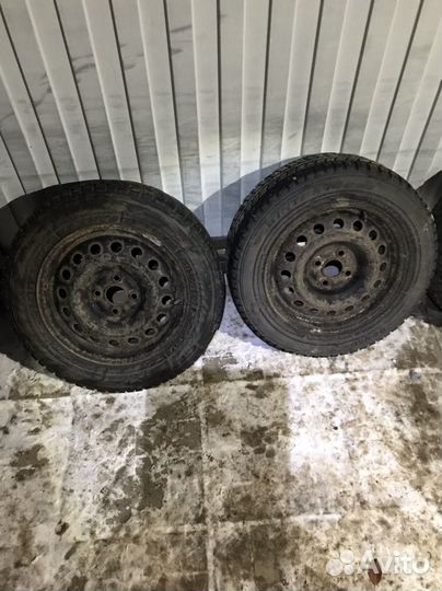 Колёса с зимней резиной R15 (4 шт)на солярис,рио