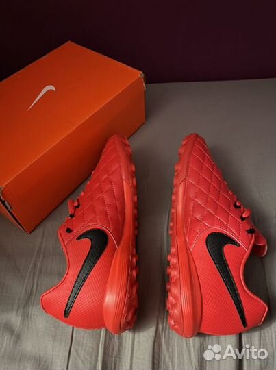 Шиповки Nike Tiempo R10