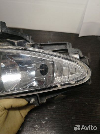 Фара противотуманная передняя левая Hyundai